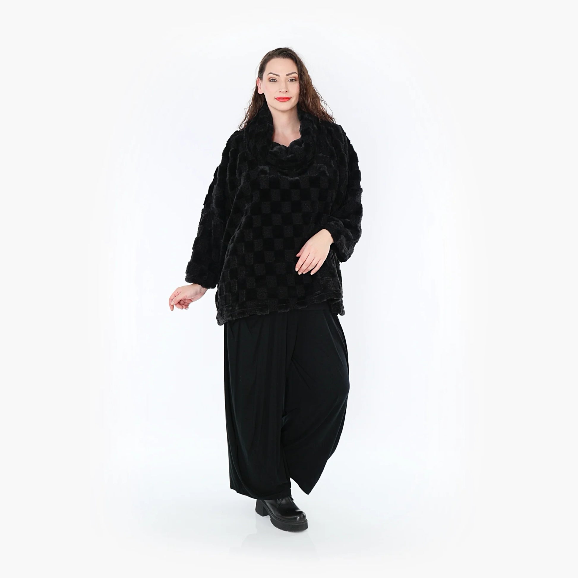 AKH Fashion Bigshirt in kastiger Form, aus Polyester, 1389.03091, Schwarz, Schick, Modern