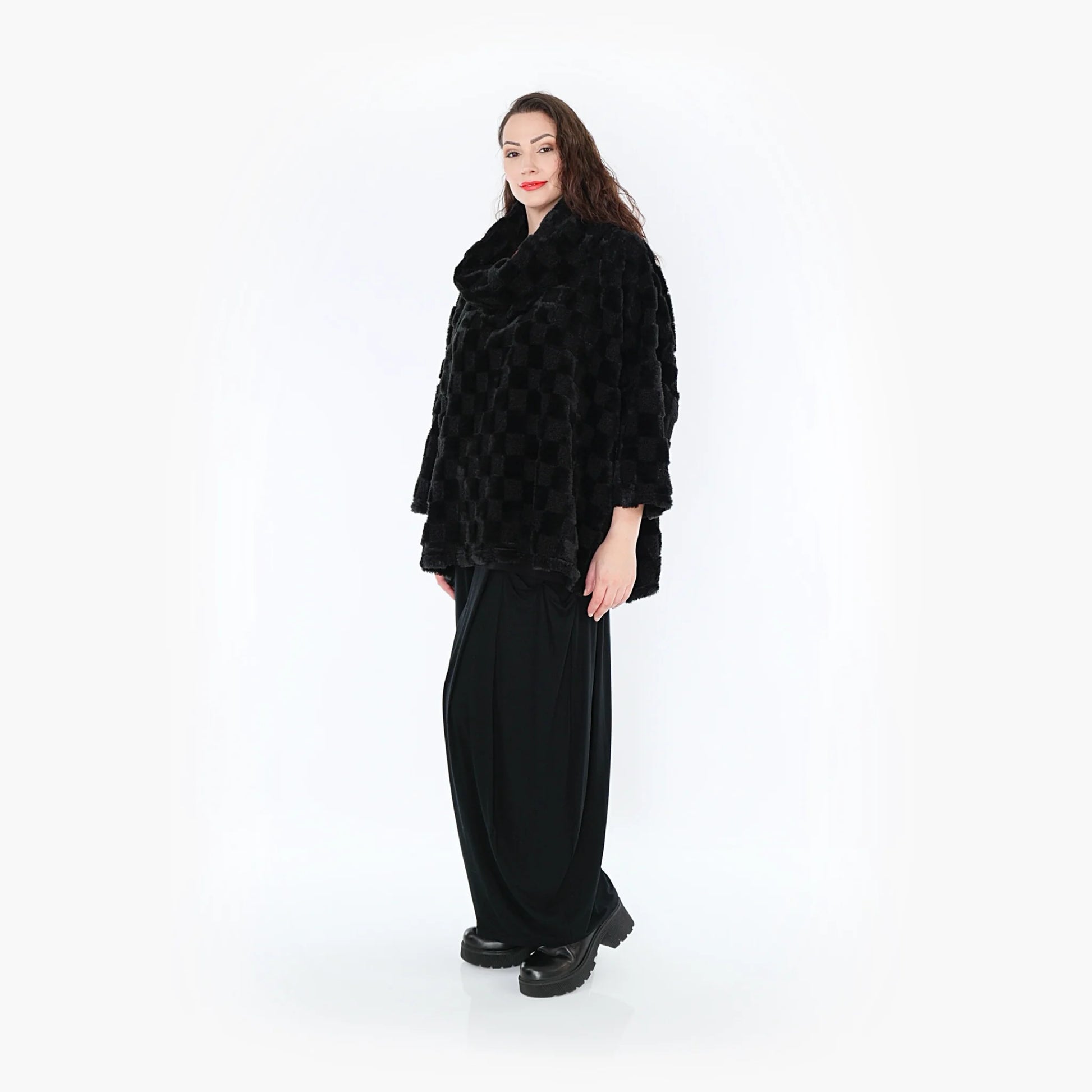 AKH Fashion Bigshirt in kastiger Form, aus Polyester, 1389.03091, Schwarz, Schick, Modern