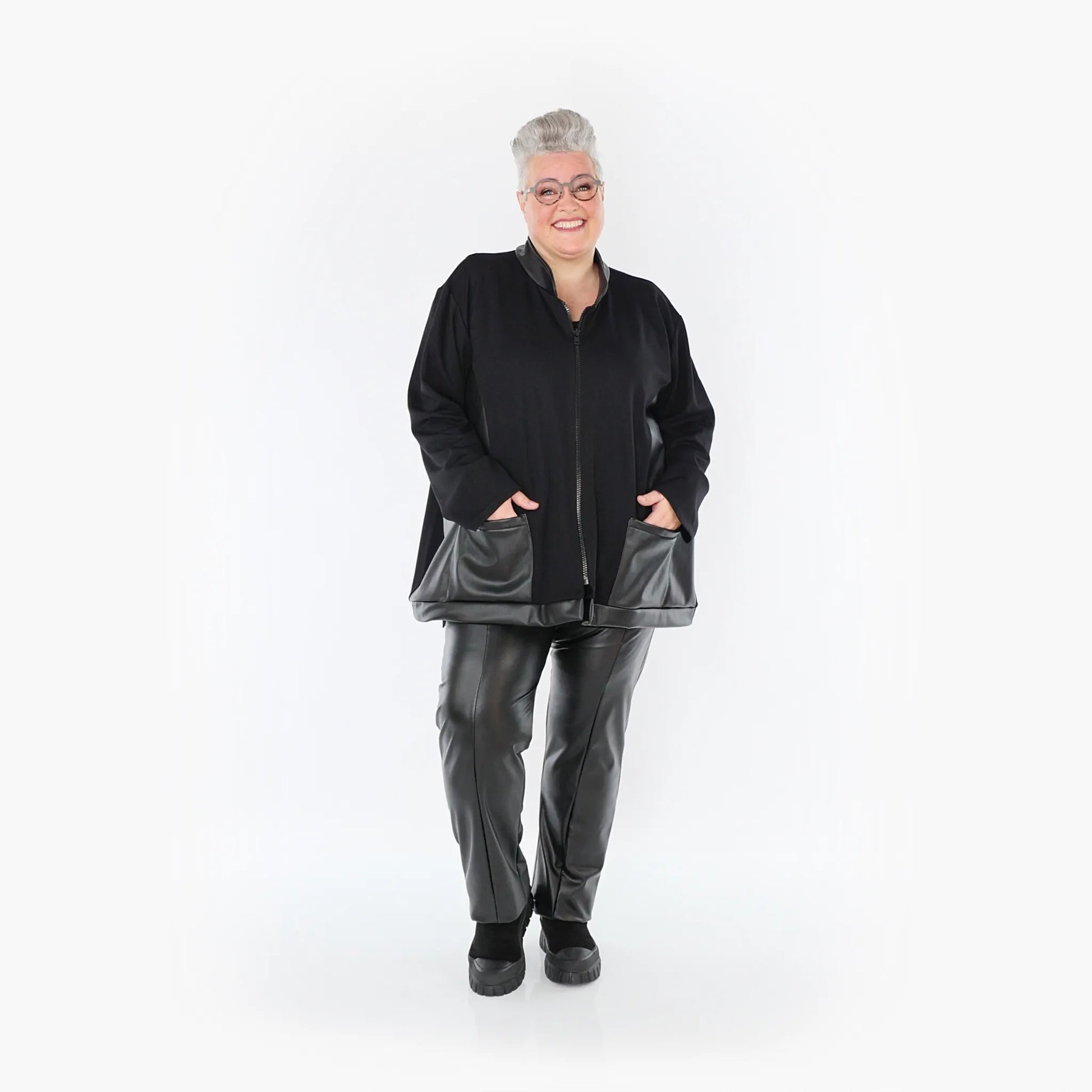 AKH Fashion Jacke in kastiger Form, aus Polyester, 1414.07017, Schwarz, Schick, Modern