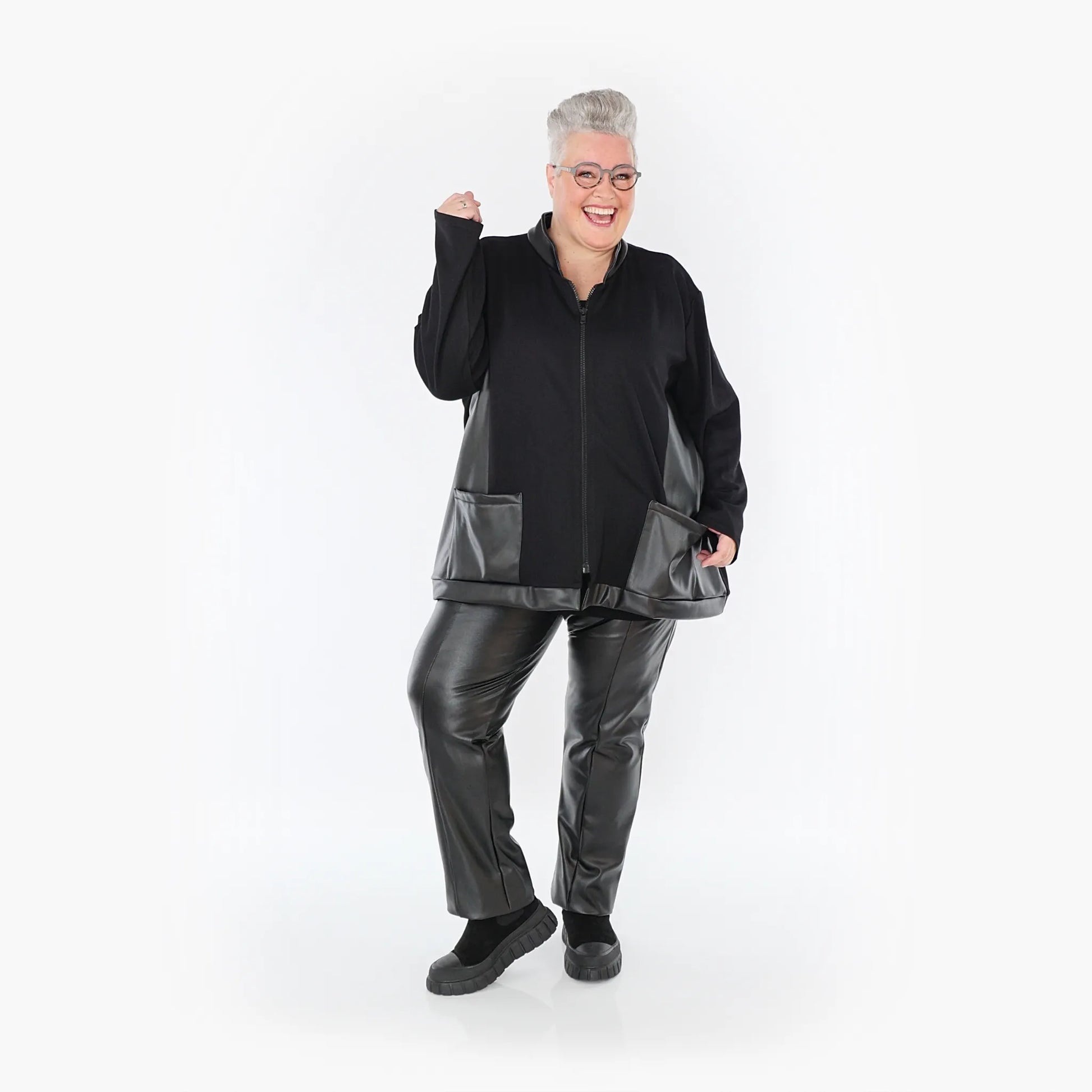 AKH Fashion Jacke in kastiger Form, aus Polyester, 1414.07017, Schwarz, Schick, Modern