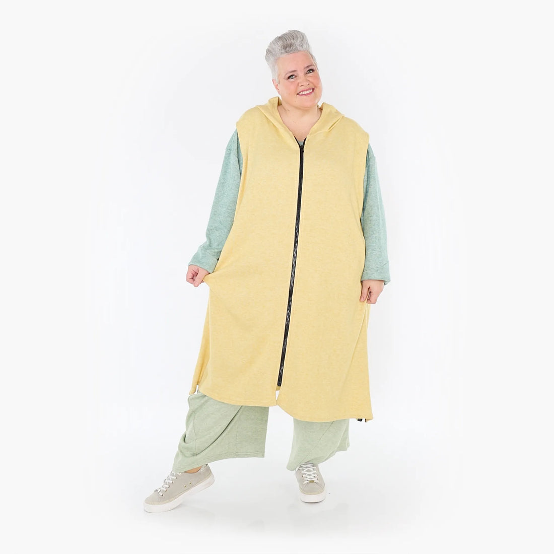AKH Fashion Weste in gerader Form, aus Viskose, 1429.06879, LimeGelb, Schick, Modern