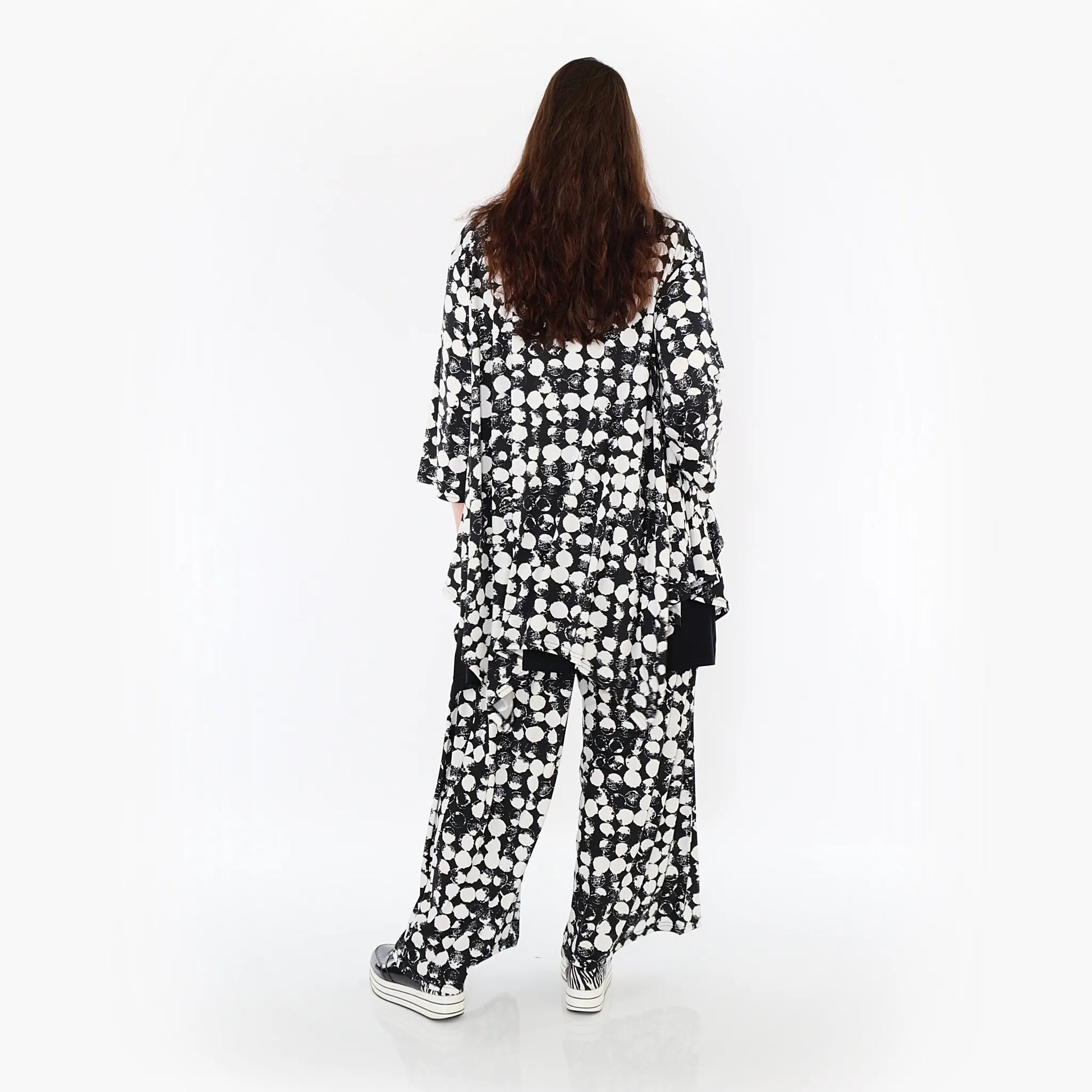 A-Form Jacke von AKH Fashion aus Materialmix, 1433.06842, Schwarz/Weiß, Schick, Modern