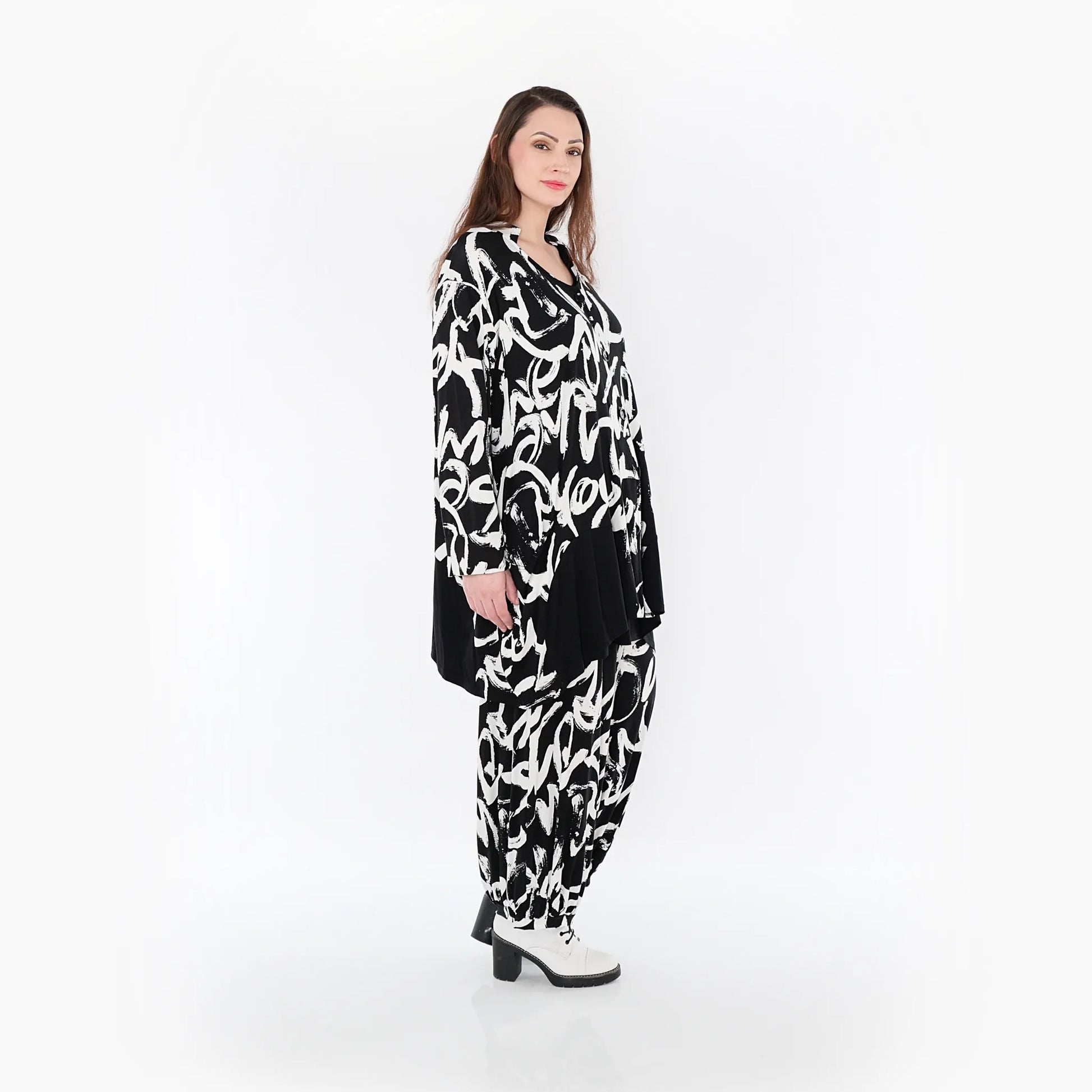 A-Form Jacke von AKH Fashion aus Viskose, 1434.07027, Schwarz/Weiß, Schick, Modern, Bequem