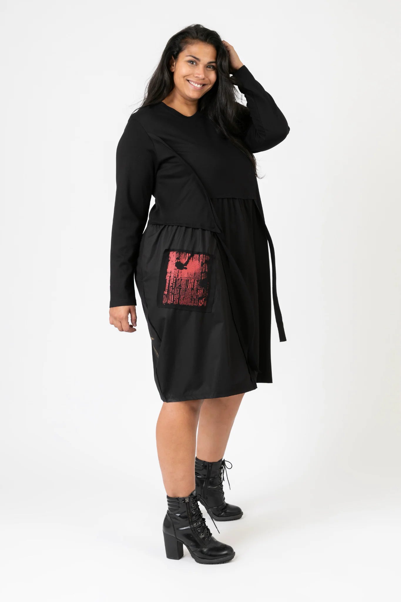 Pomme Rouge Kleid in gerader Form, aus Viskose, C6637, Schwarz-Multi, Muster, Schick