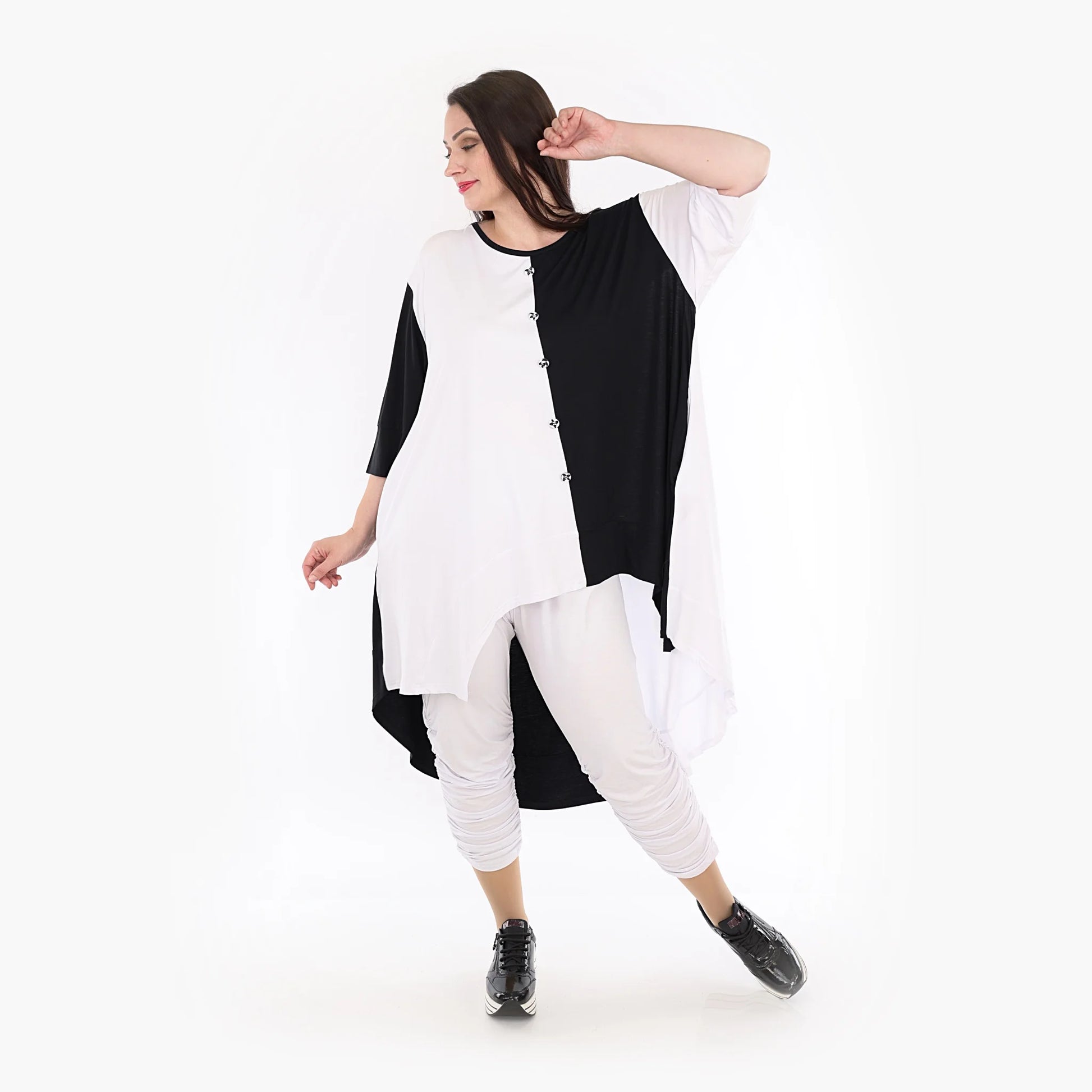 AKH Fashion Bigshirt in gerundeter Form, aus Viskose, 1321.06892, Schwarz-Weiß, Schick
