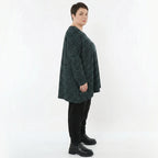 A-Form Bigshirt mit Jacquardmuster in Schwarz Petrol Grün V-Ausschnitt und Nahttaschen
