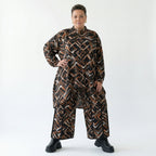 Vokuhila Jacquardjacke mit Stehkragen in Schwarz Cognac Weiß mit Pinselstrichmuster