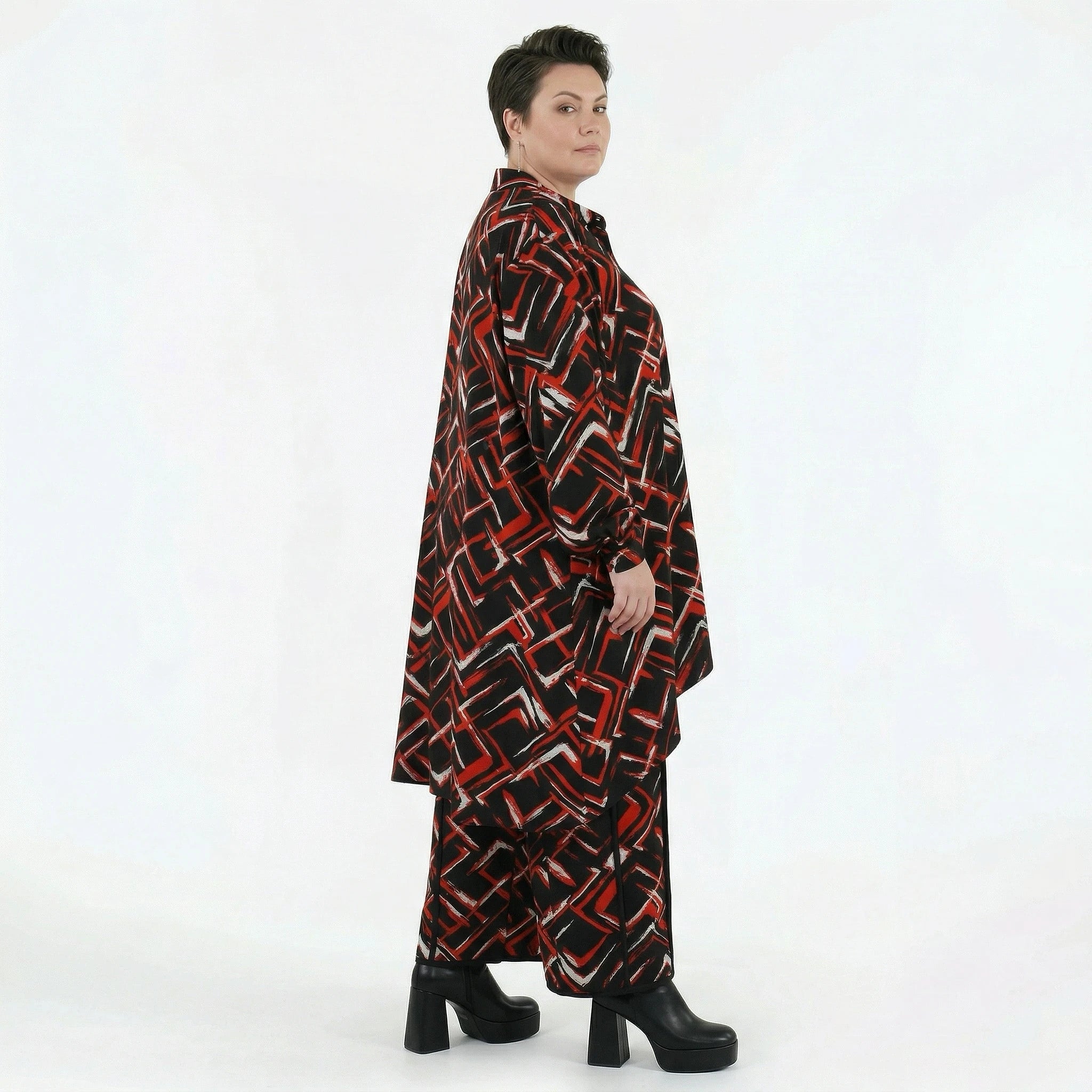 AKH Fashion Jacke in Vokuhila-Form, aus Viskose, 1517.07119, Schwarz/Rot/Weiß, Schick