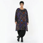 Feinstrickshirt in herbstlichem Multicolor Karo A-Form mit Rundhals und langen Ärmeln