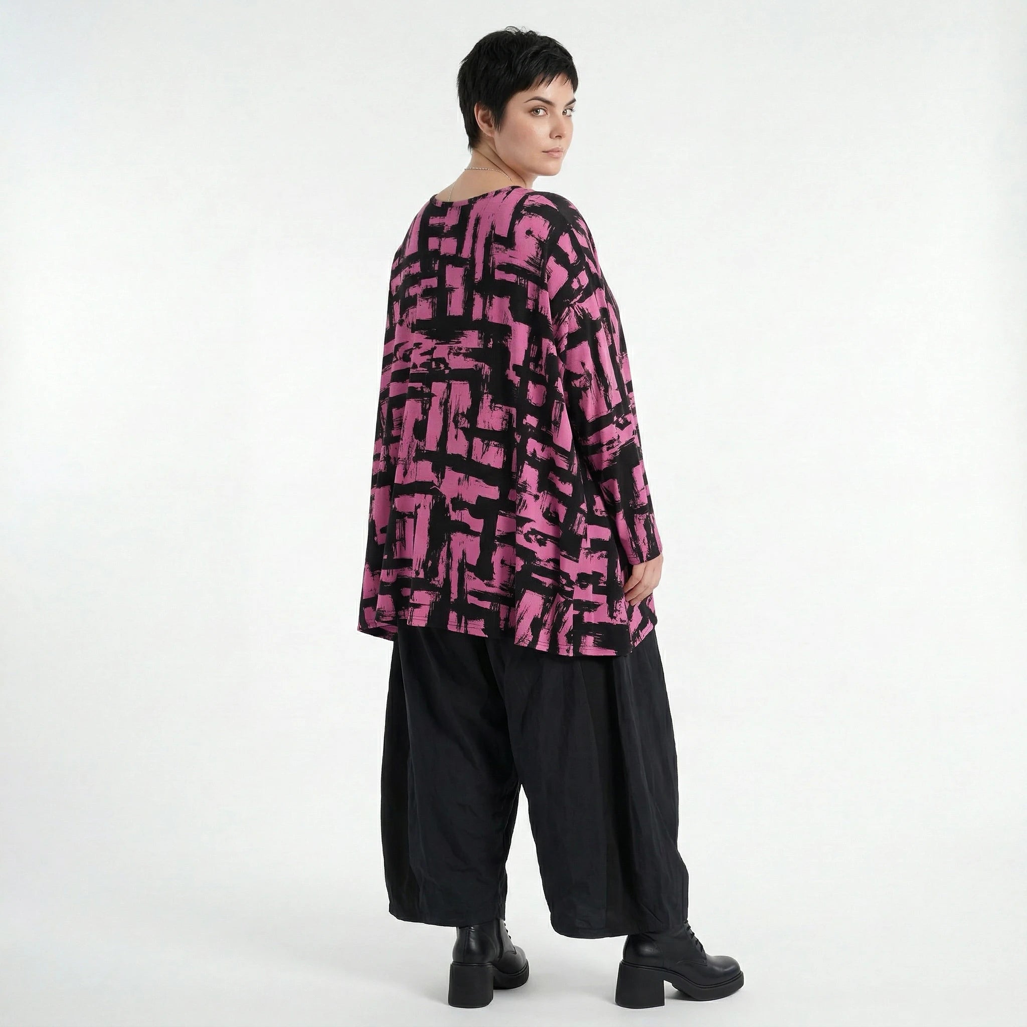 A-Form Bigshirt von AKH Fashion aus Viskose, 1519.02593, Fuchsia/Schwarz, Pinselstrich