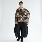 Bluse in A-Form mit schwarzbraunweißem Reptilprint aus Slinkymaterial Kragen Taschen