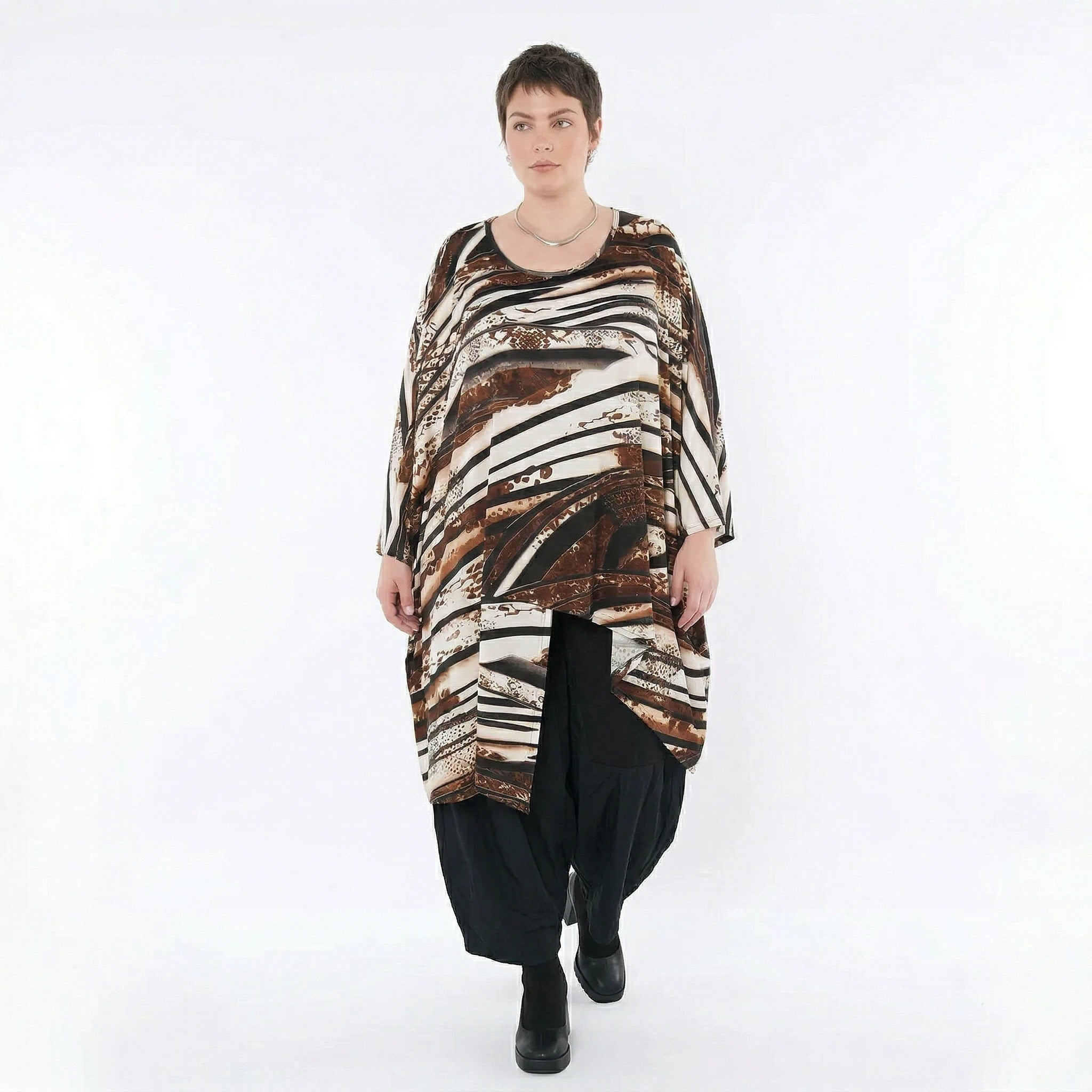 AKH Fashion Bigshirt in asymmetrischer Form, aus Materialmix, 1507133, Schwarz/Braun/Weiß