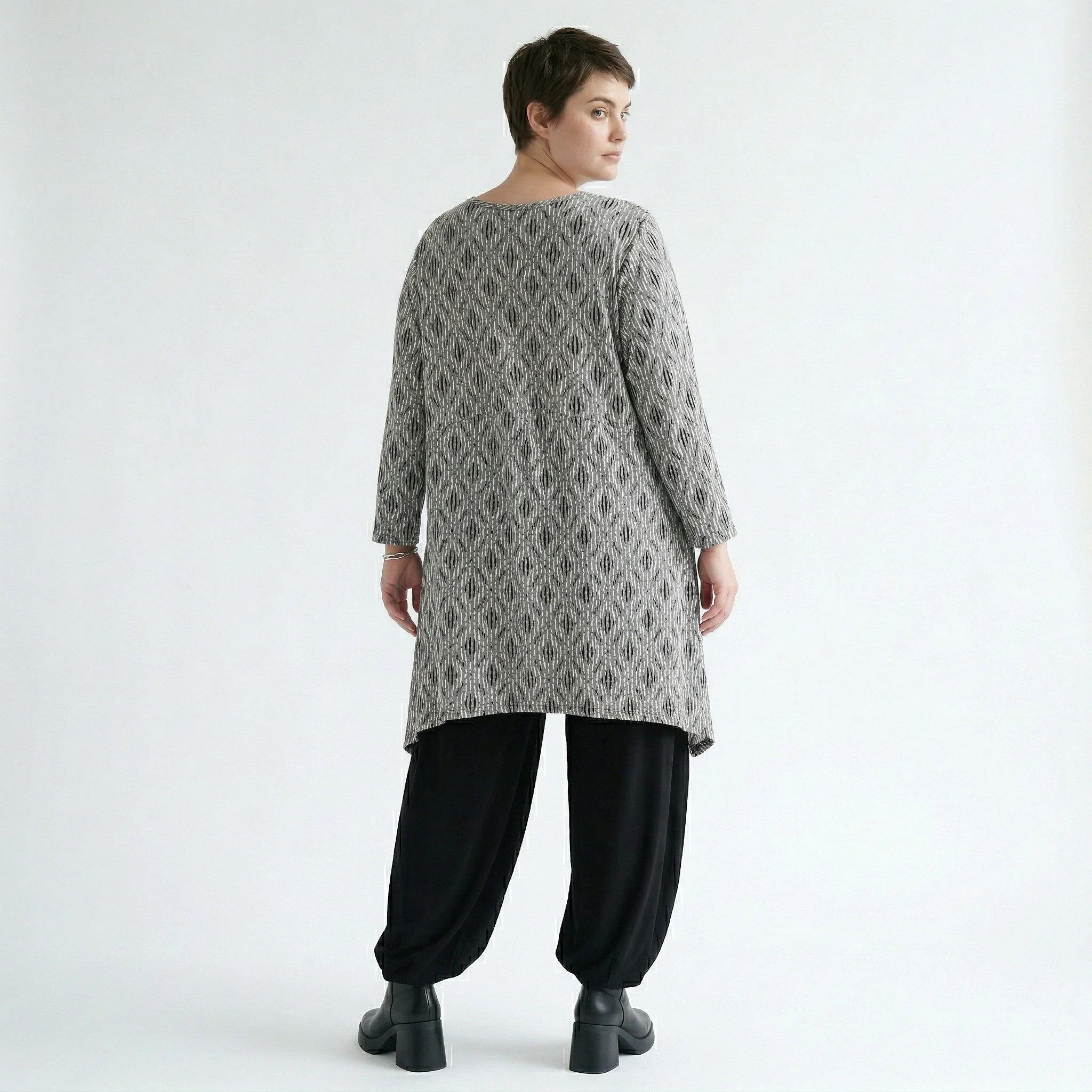 A-Form Shirt von AKH Fashion aus Materialmix, 1500521, Hellgrau/Schwarz/Weiß, Schick