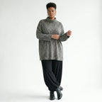 Feinstrick Glockenshirt mit Rollkragen und Langarm in grauschwarzweißem Vichystreifen
