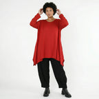 Dunkelrotes A-Form Shirt aus Jersey mit Rundhalsausschnitt Zipfelsaum und Seitenschlitzen