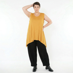 Viskosejerseytop in Senf mit Rundhalsausschnitt und A-Form im lässigen weichen Basiclook
