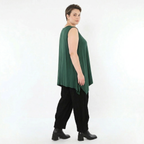 Tannengrünes A-Form Basic Top aus weichem Jersey mit Rundhals ärmellos stretchig solo