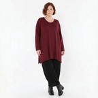 Langarmshirt burgundy aus Jersey mit tiefem Rundhalsausschnitt und Schlitzen am Saum