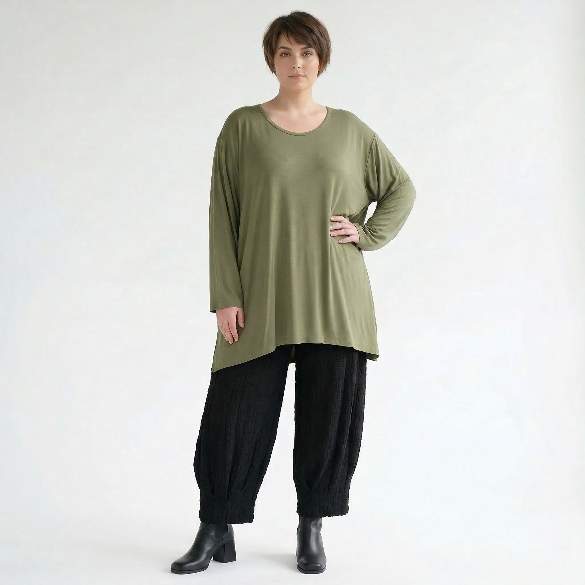 AKH Fashion Bigshirt in gerader Form, aus Viskose, 1531.07054, Olive, Ausgefallen, Zeitlos