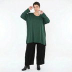 Tannengrünes Jersey Langarmshirt mit Rundhalsausschnitt und Saumschlitzen gerader Form