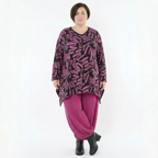 Shirt in Schwarzfuchsia mit Kringelmuster A-Form aus FrenchTerry mit V-Ausschnitt langarm