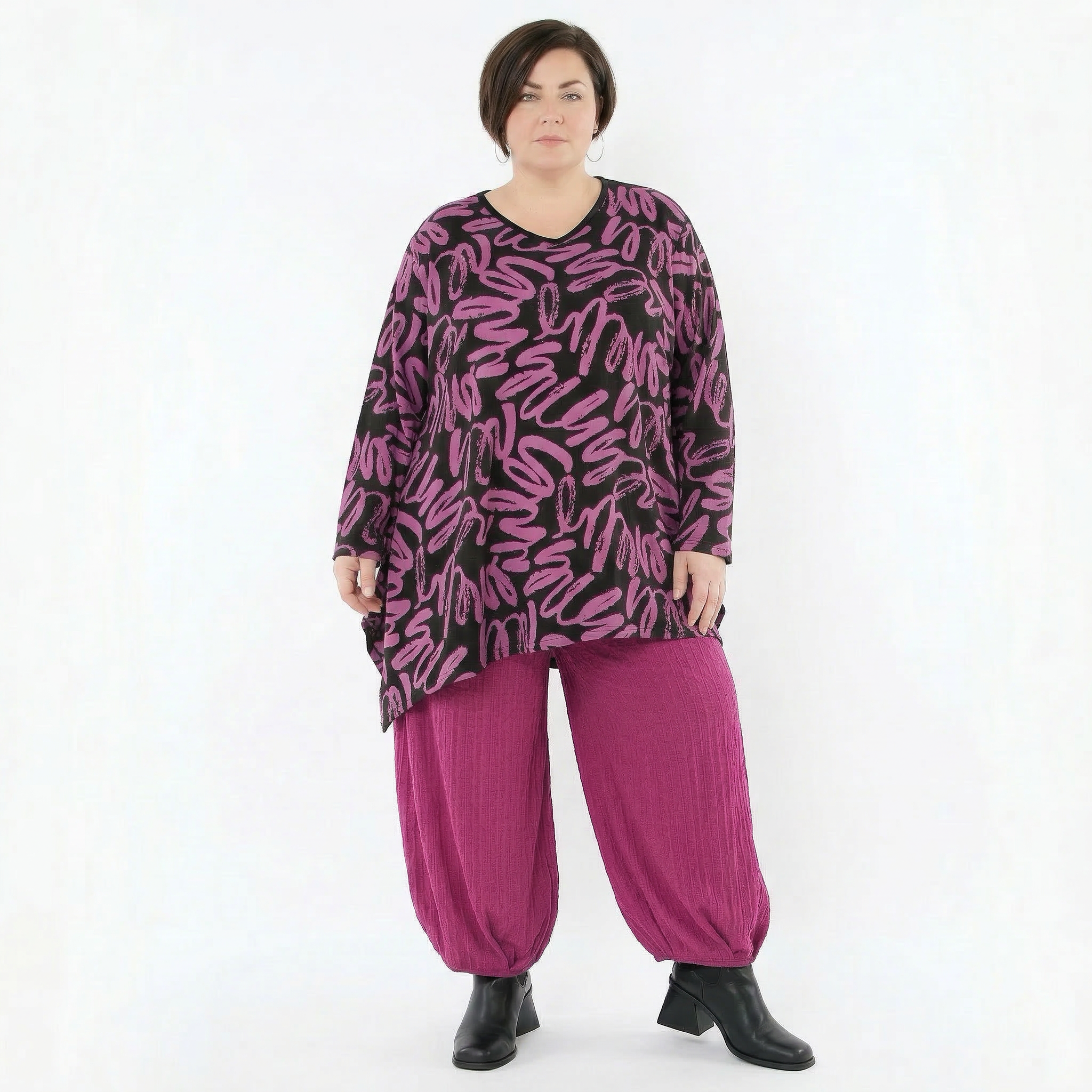 A-Form Bigshirt von AKH Fashion aus Materialmix, 1529.01019, Schwarz/Fuchsia, Kringel, Schick