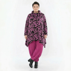 Rollkragenshirt in Schwarzfuchsia Kringellook mit Strick A-Form French Terry und Taschen