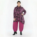 Rollkragenshirt in Schwarzfuchsia Kringellook mit Strick A-Form French Terry und Taschen