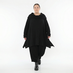 Schwarze Ballonhose aus Feinstrick mit Ajourmuster Streifen und Wellen weich elastisch