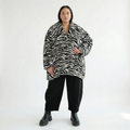 A-Form Jacke von AKH Fashion aus Polyester, 1534.06749, Schwarz/Weiß, Zebra, Ausgefallen