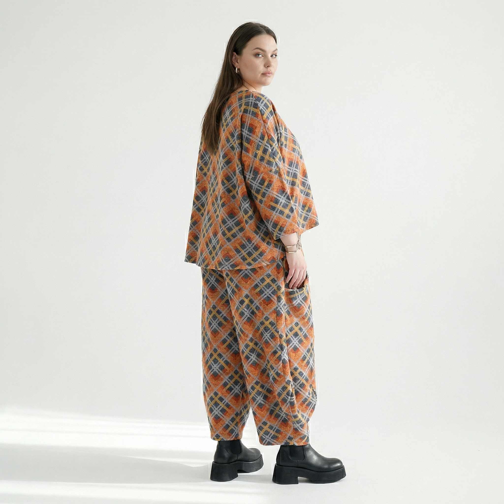  AKH Fashion Überwurf in kastiger Form, aus Materialmix, 1549.03018, Orange/Blau/Grau