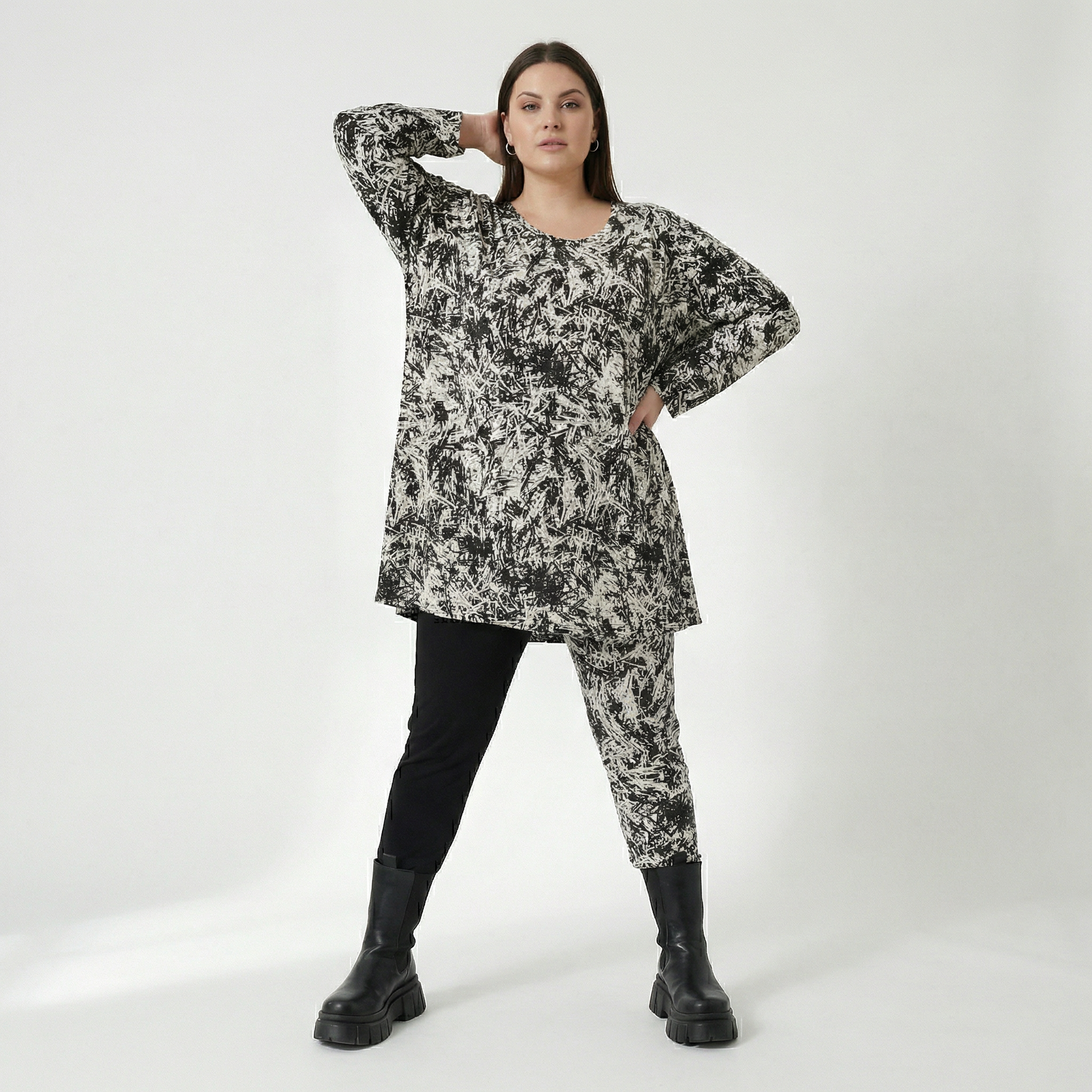  AKH Fashion Shirt in Glocken-Form, aus Viskose, 1559.01892, Schwarz/Weiß, Abstrakt, Schick