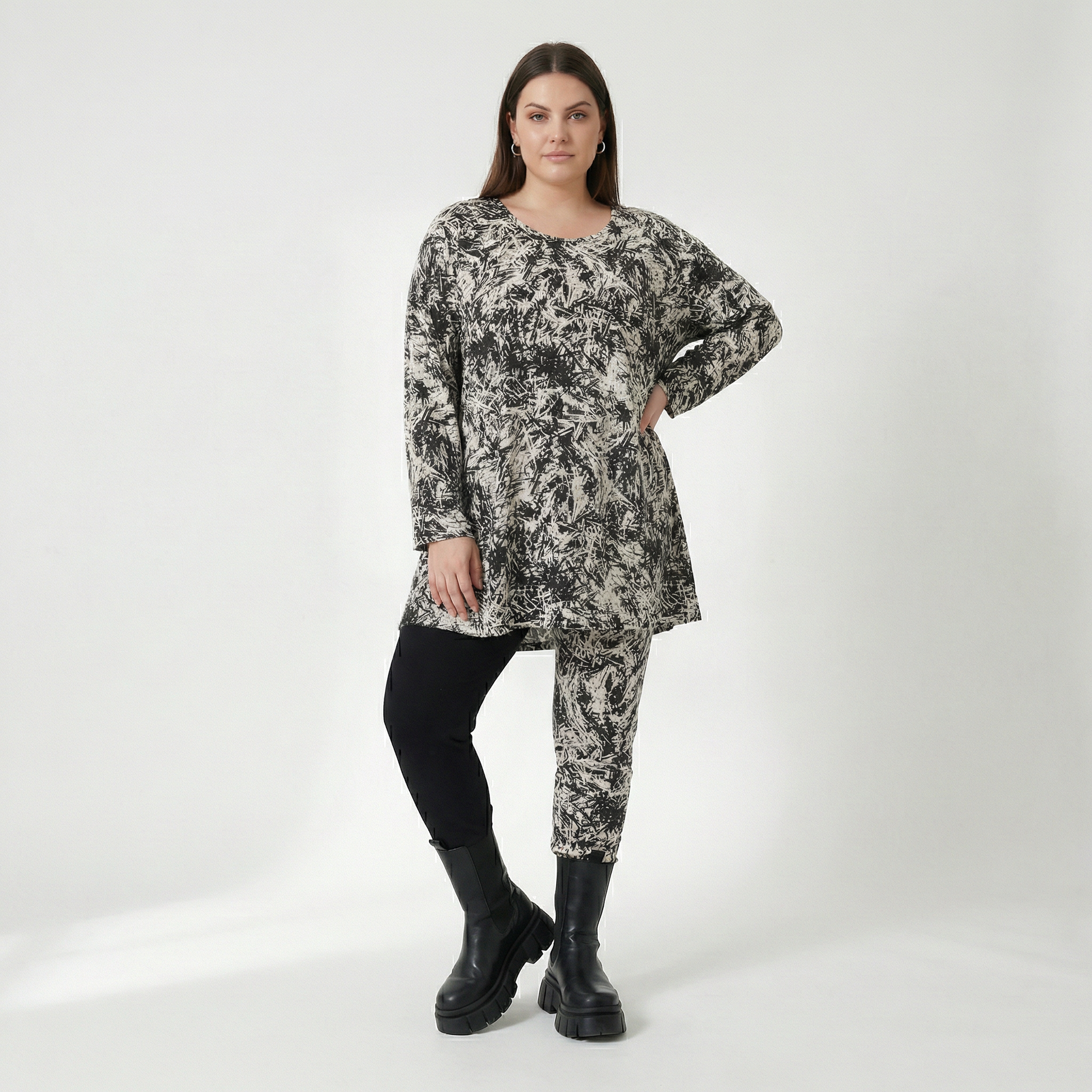  AKH Fashion Shirt in Glocken-Form, aus Viskose, 1559.01892, Schwarz/Weiß, Abstrakt, Schick