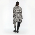 A-Form Bigshirt von AKH Fashion aus Viskose, 1559.03371, Schwarz/Weiß, Abstrakt, Ausgefallen