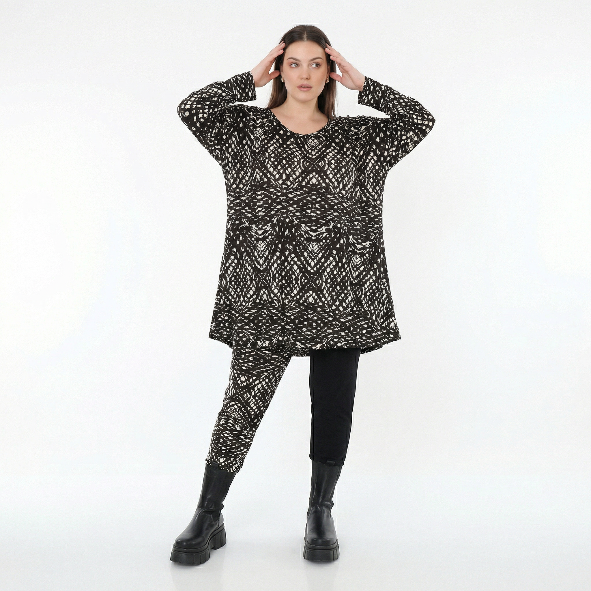  AKH Fashion Shirt in Glocken-Form, aus Viskose, 1560.01892, Schwarz/Weiß, Abstrakt, Schick