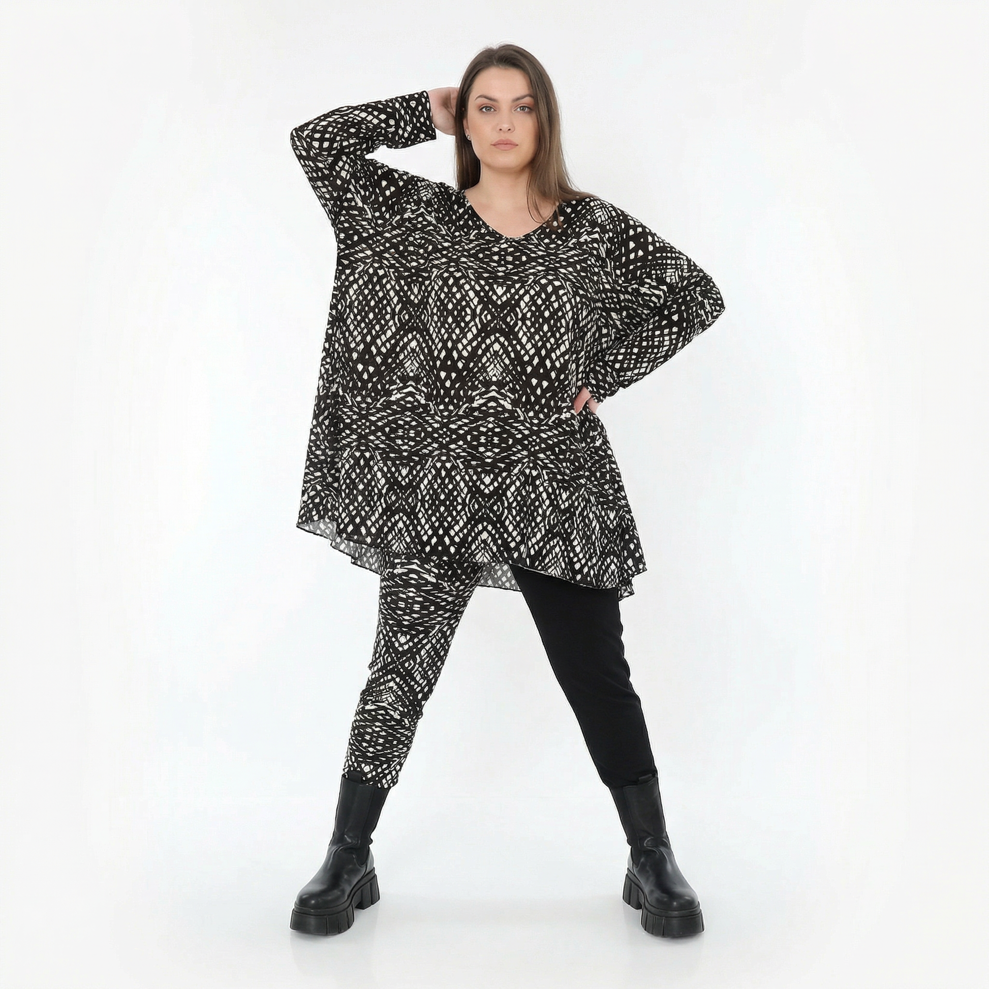  A-Form Bigshirt von AKH Fashion aus Viskose, 1560.00593, Schwarz/Weiß, Abstrakt, Ausgefallen