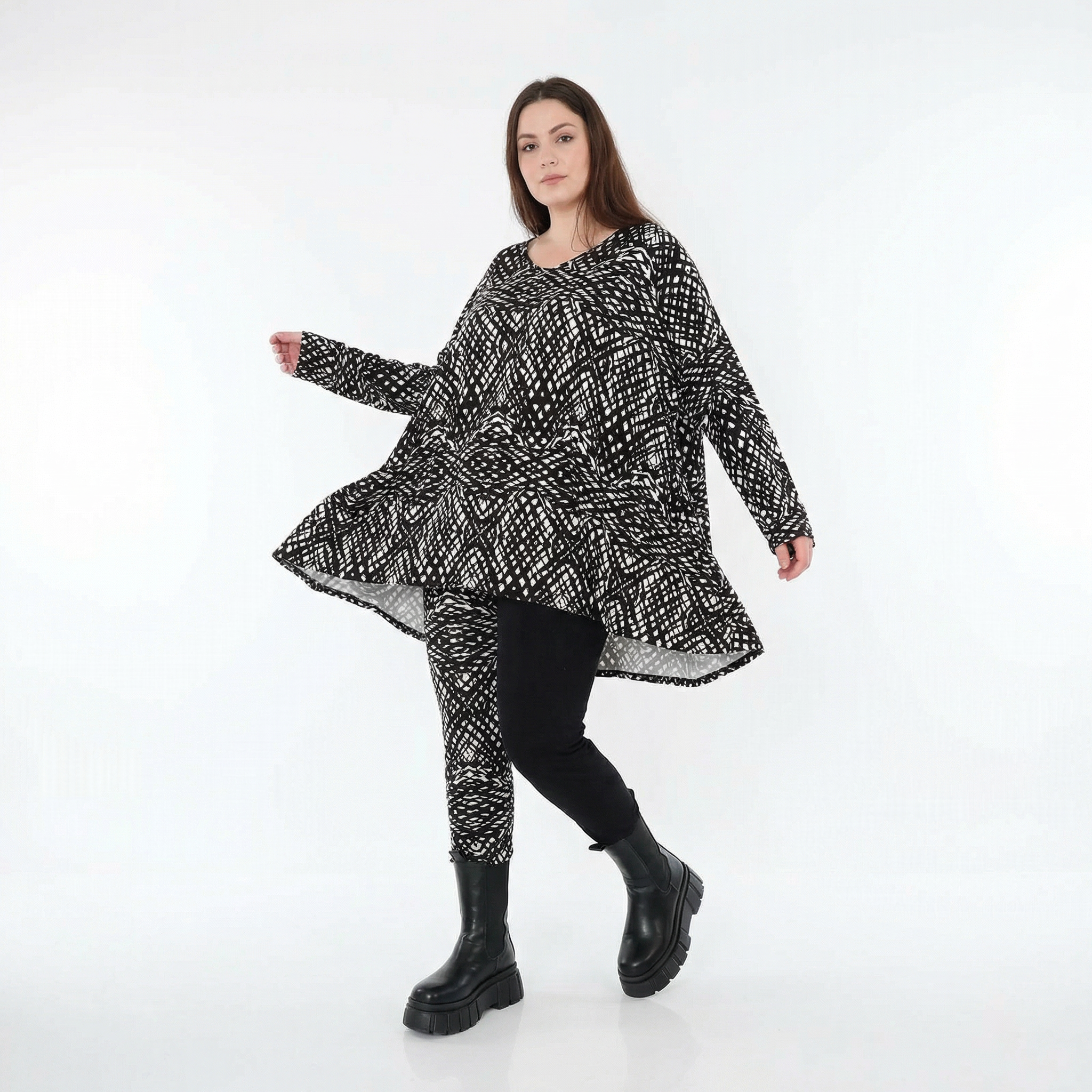  A-Form Bigshirt von AKH Fashion aus Viskose, 1560.00593, Schwarz/Weiß, Abstrakt, Ausgefallen