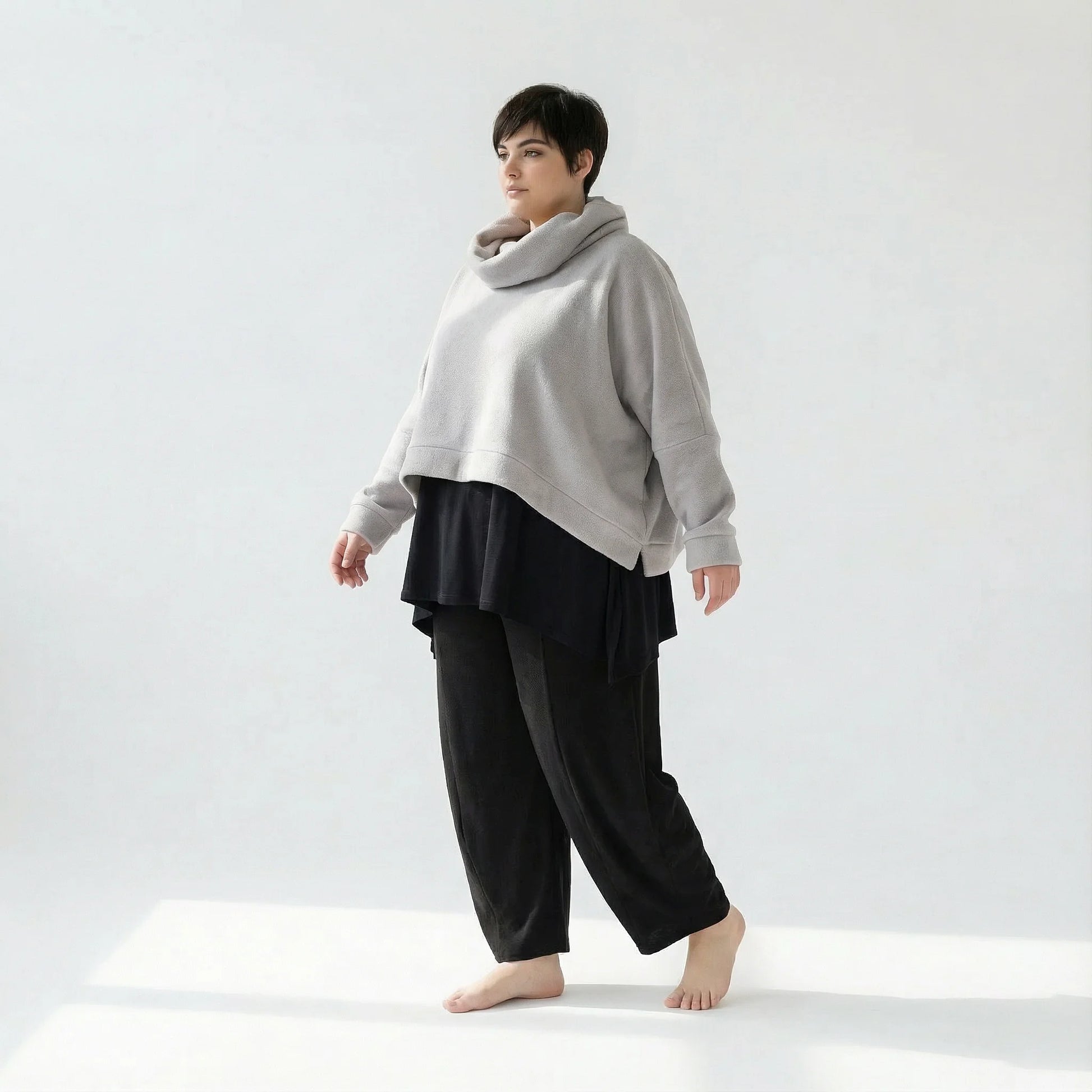  AKH Fashion Überwurf in kastiger Form, aus Materialmix, 1552.7011R, Hellgrau, Ausgefallen