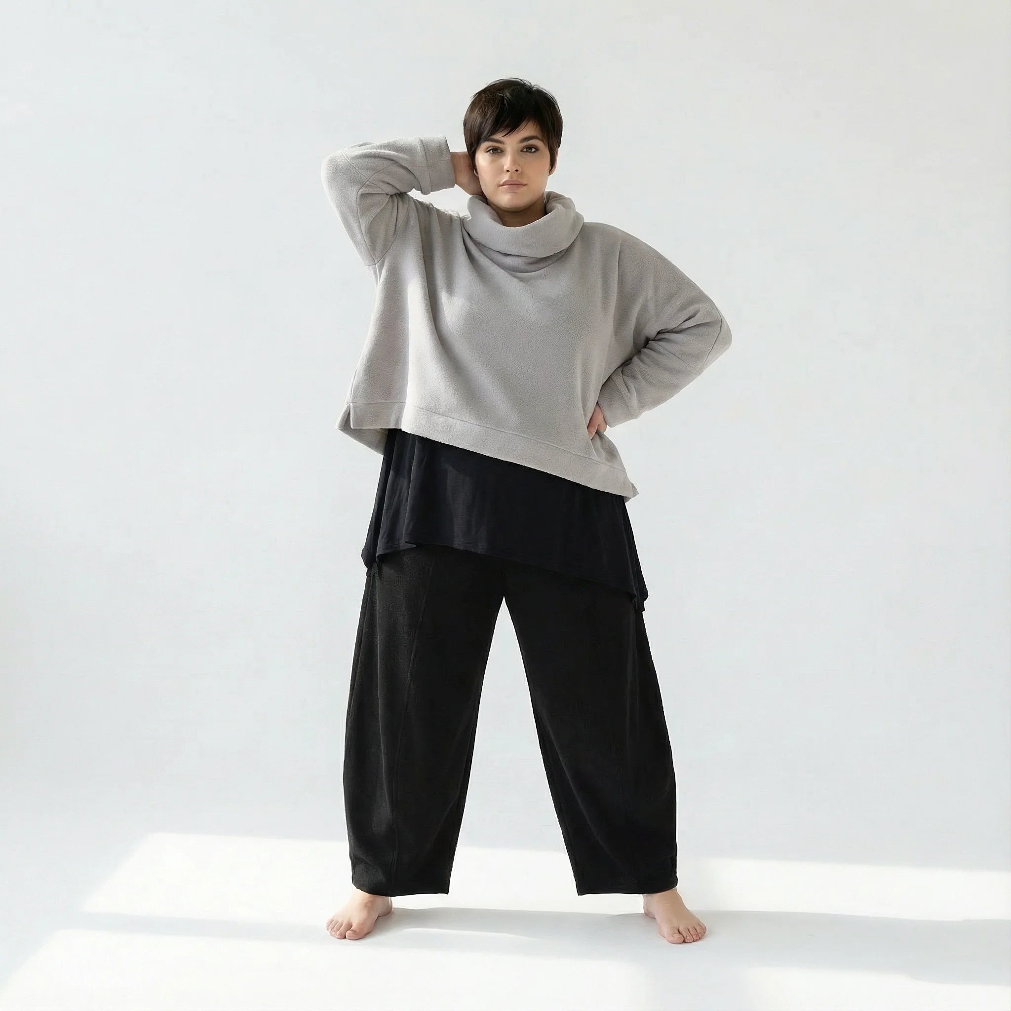  AKH Fashion Überwurf in kastiger Form, aus Materialmix, 1552.7011R, Hellgrau, Ausgefallen