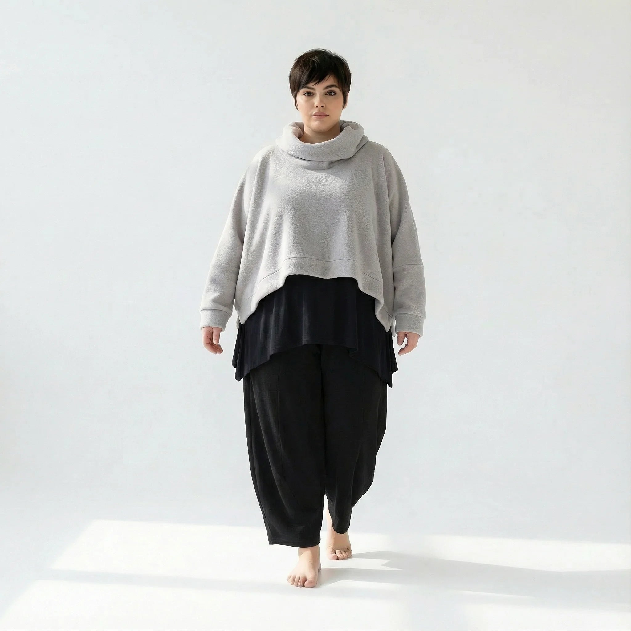  AKH Fashion Überwurf in kastiger Form, aus Materialmix, 1552.7011R, Hellgrau, Ausgefallen