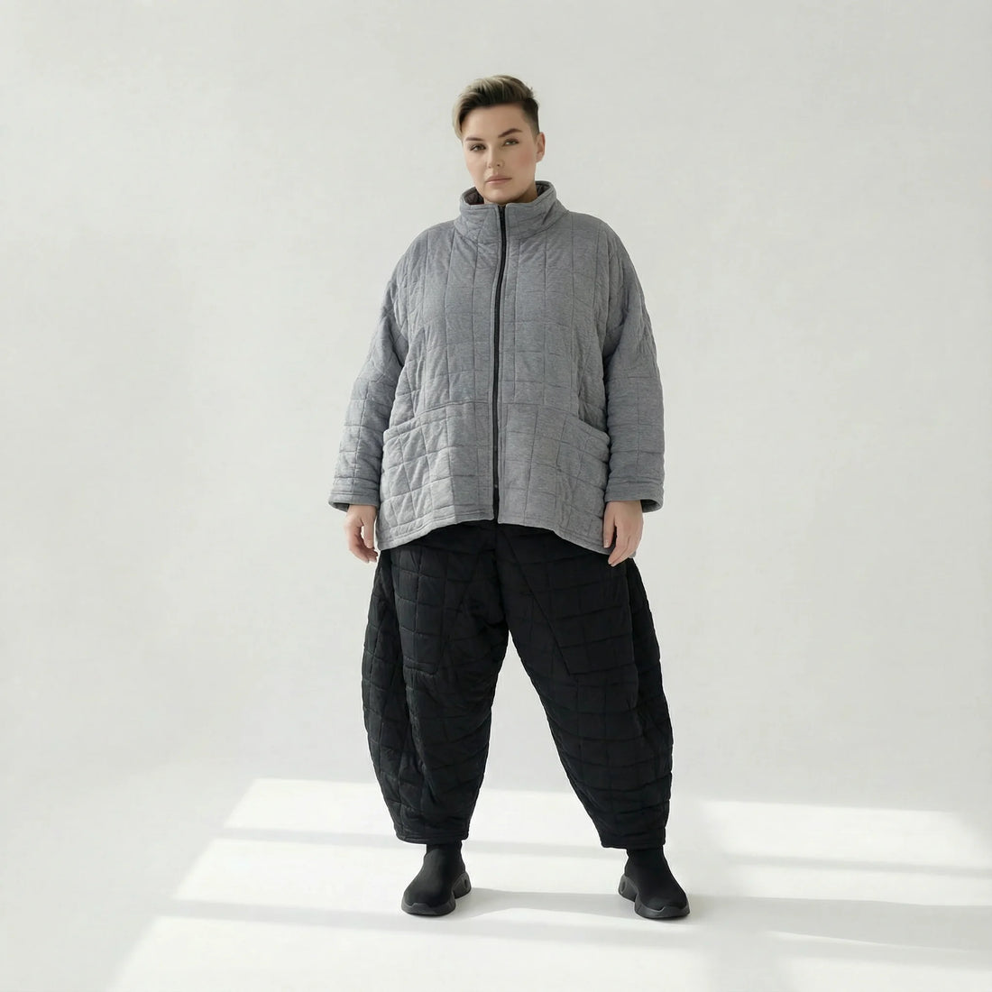  AKH Fashion Jacke in kastiger Form, aus Viskose, 1561.07104, Grau, Kariert, Ausgefallen