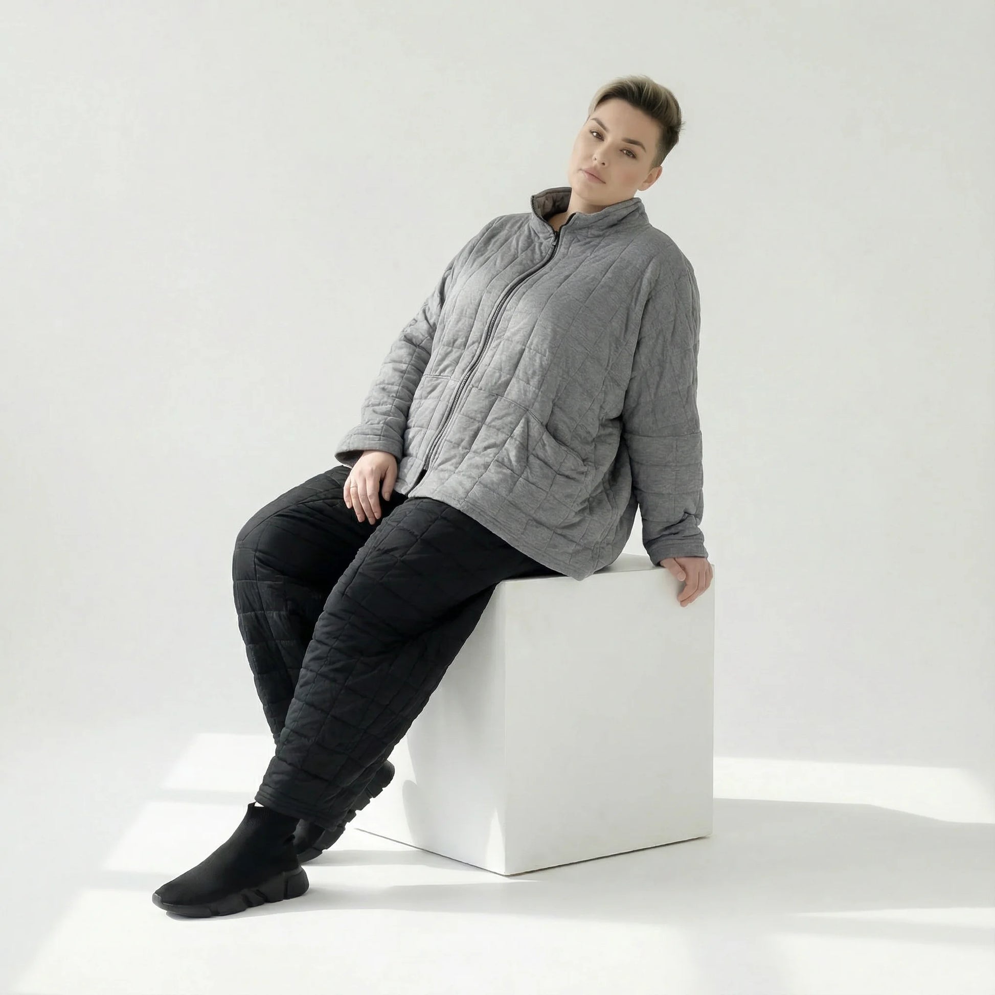  AKH Fashion Jacke in kastiger Form, aus Viskose, 1561.07104, Grau, Kariert, Ausgefallen