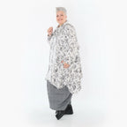  A-Form Bluse von AKH Premium aus Viskose, P1011.6917, Weiß/Grau, Kringel, Ausgefallen