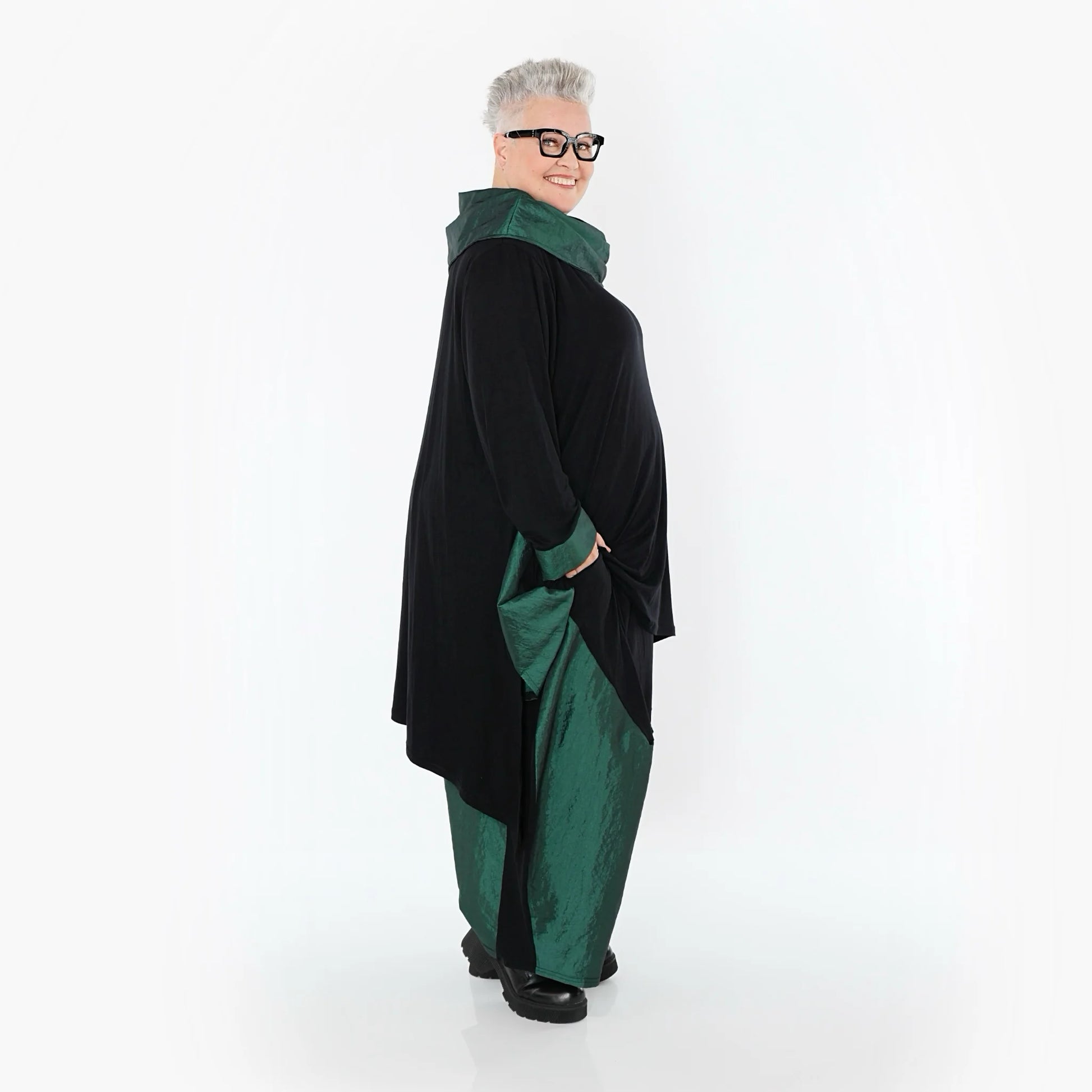  A-Form Shirt von AKH Premium aus Viskose, P102187, Schwarz/Smaragd, Ausgefallen, Zeitlos