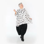  A-Form Bluse von AKH Premium aus Viskose, P1026.7116, Weiß/Grau, Punkte, Ausgefallen