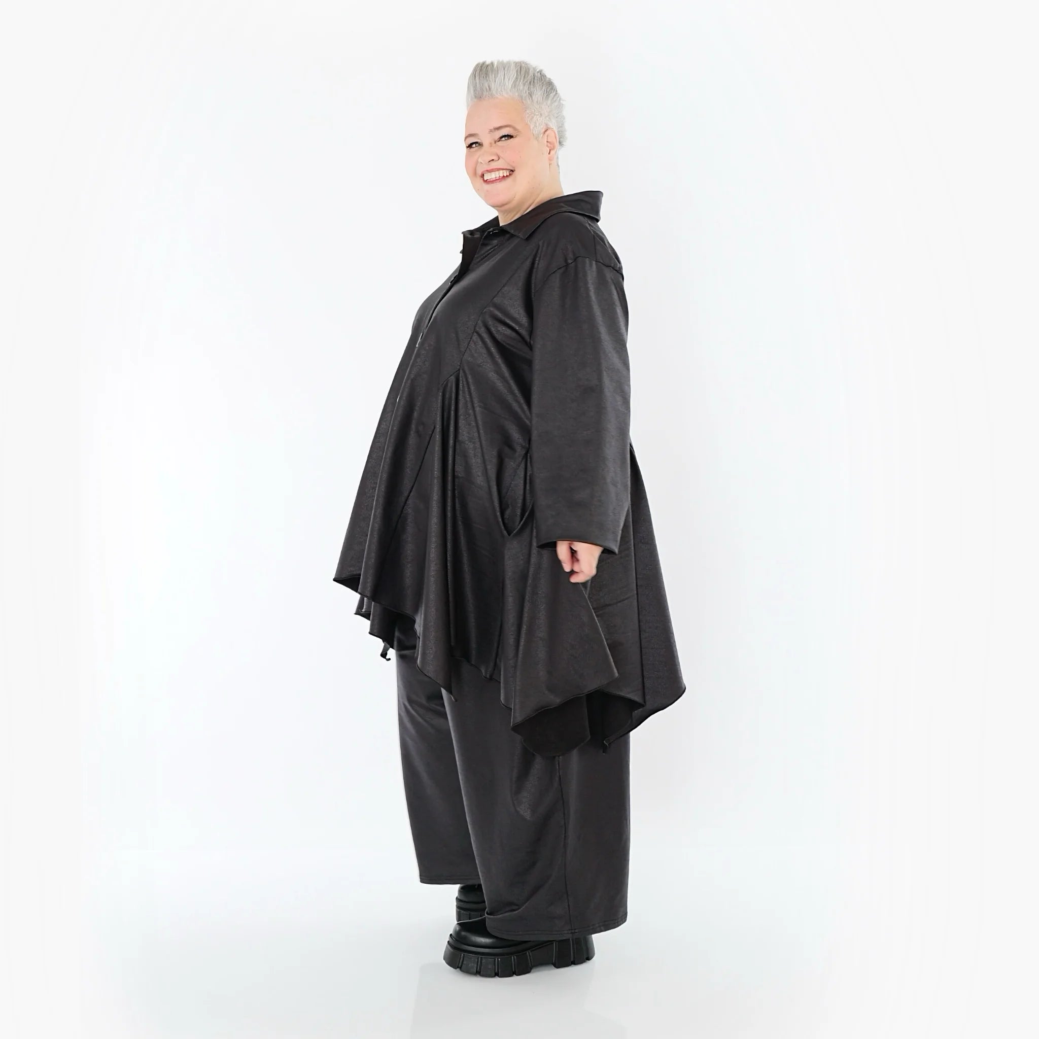  AKH Premium Jacke in Glocken-Form, aus Materialmix, P1027.7148, Schwarz, Ausgefallen