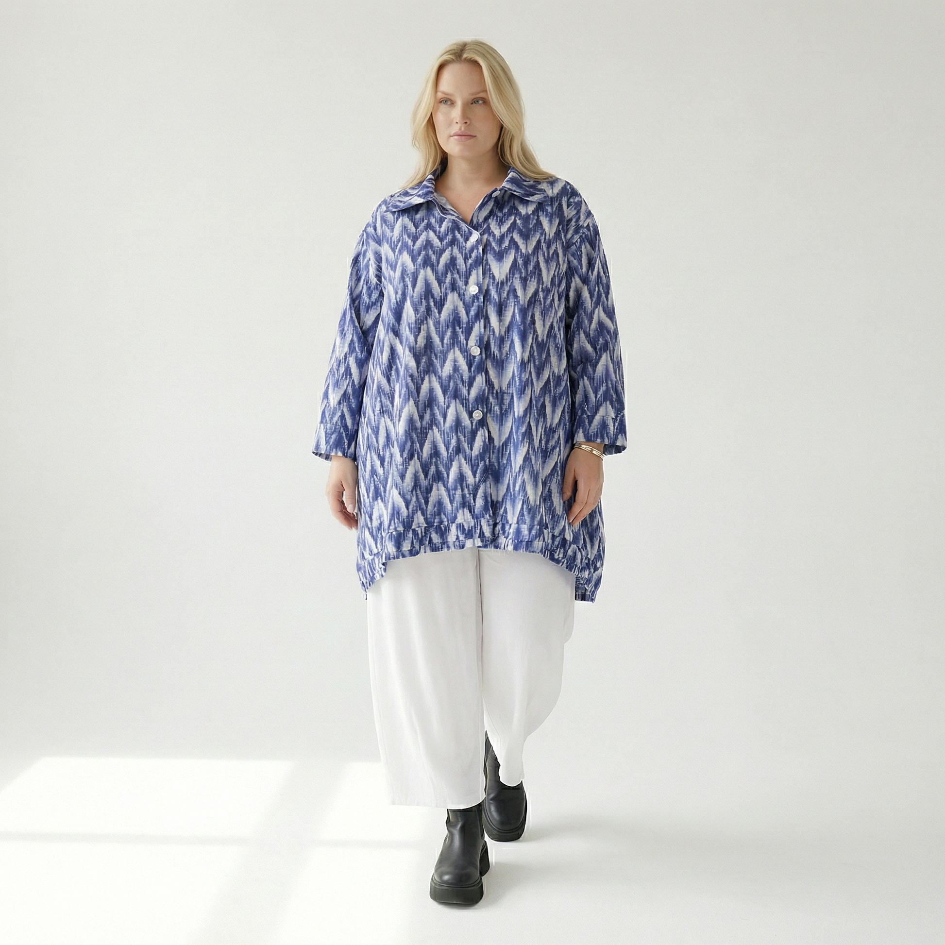  A-Form Bluse von AKH Fashion aus Baumwolle, 1504.07010, Blau/Weiß/Silber, ZickZack, Schick