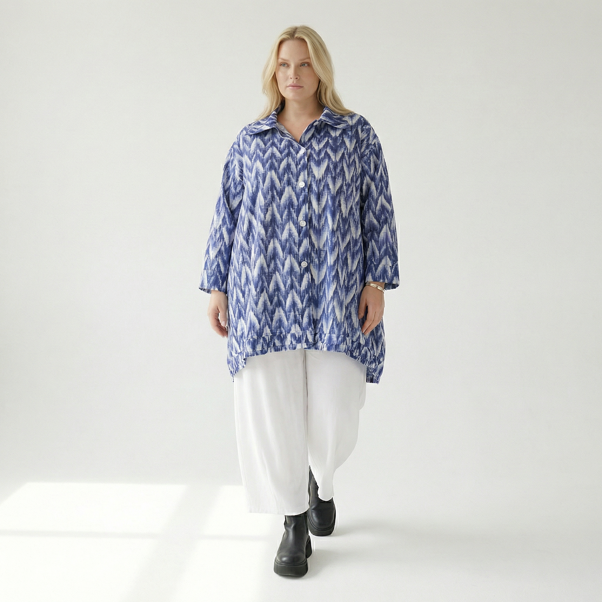  A-Form Bluse von AKH Fashion aus Baumwolle, 1504.07010, Blau/Weiß/Silber, ZickZack, Schick