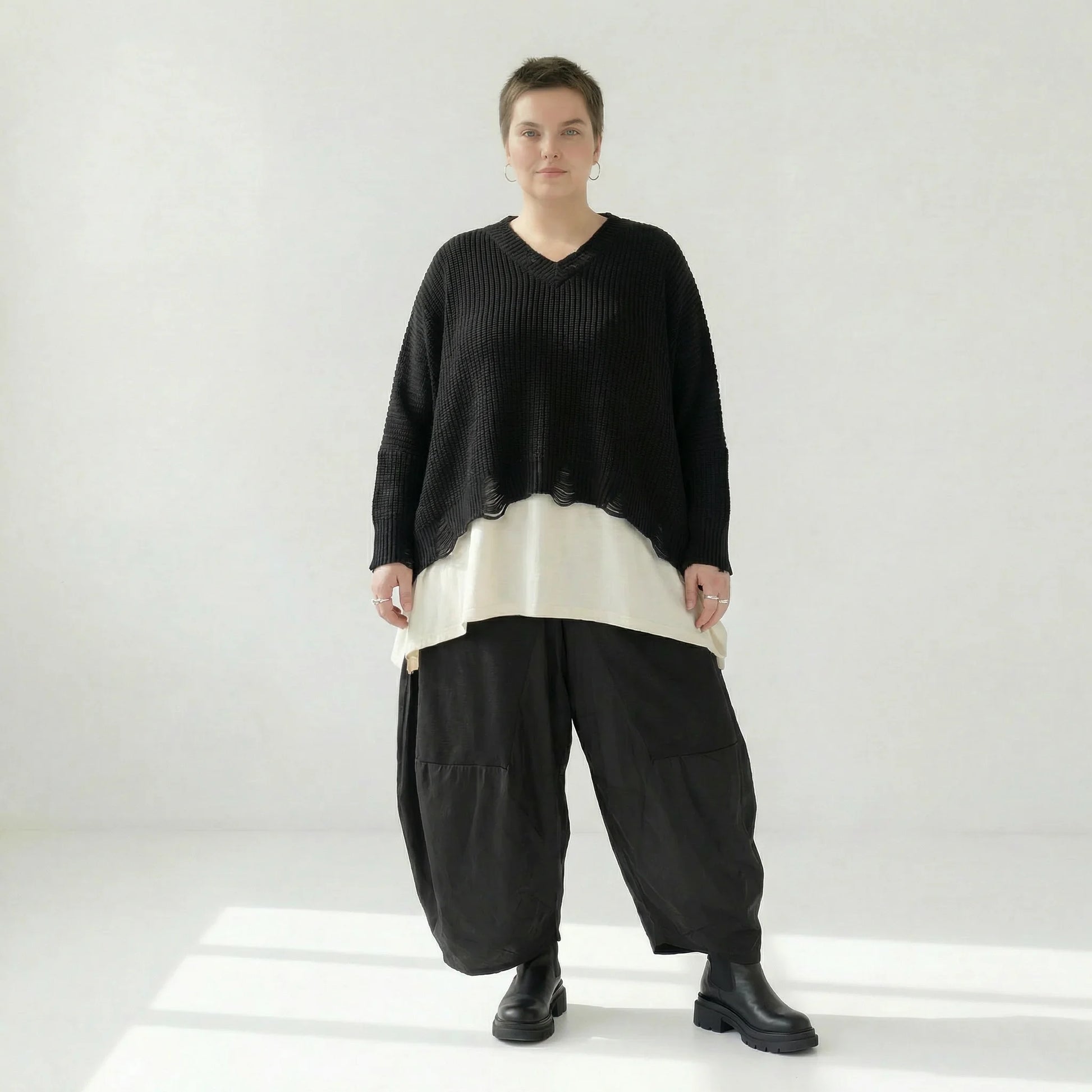  AKH Premium Überwurf in kastiger Form, aus Baumwolle, P1032.2602, Schwarz, Ausgefallen