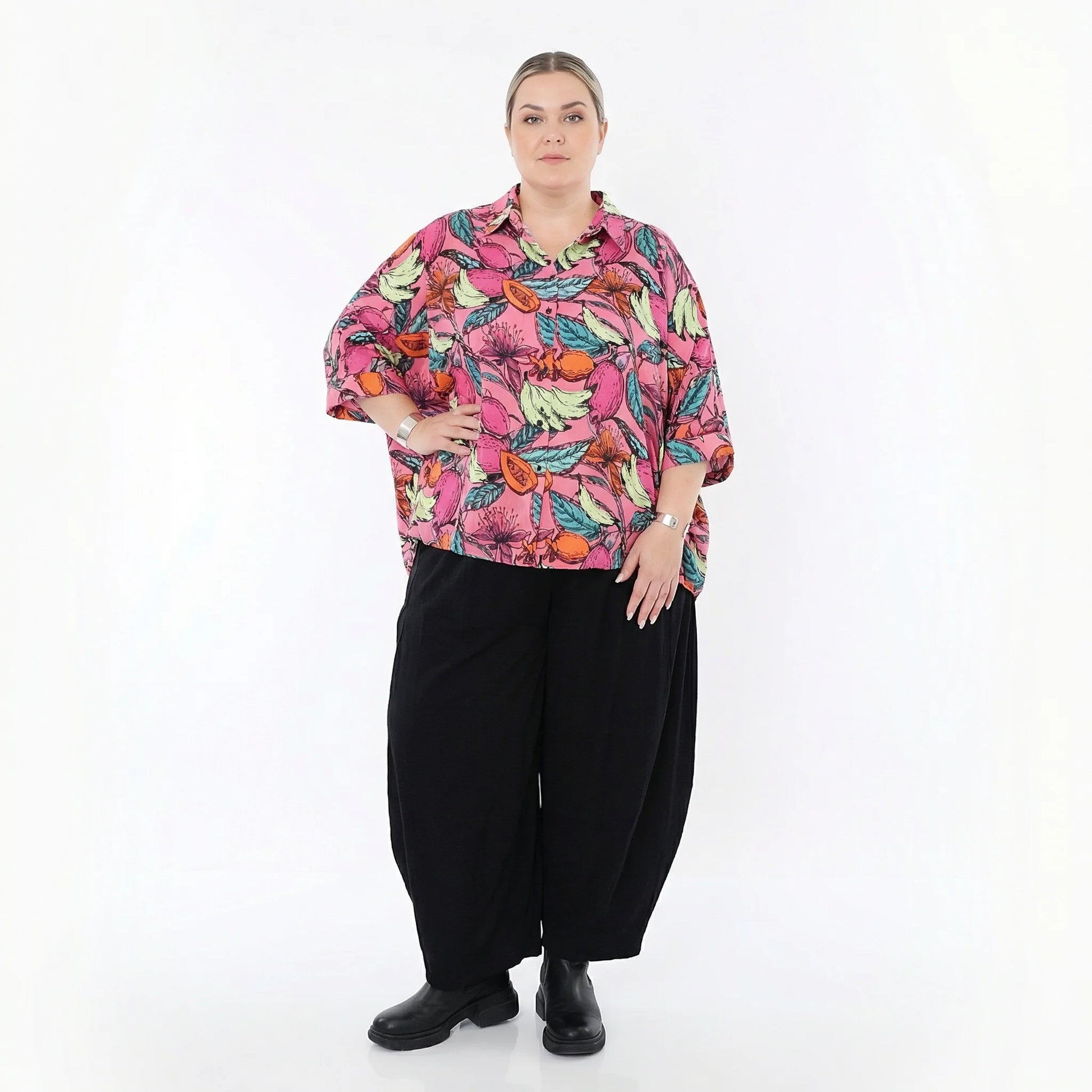  AKH Fashion Bluse in gerundeter Form, aus Baumwolle, 1507.07092, Rosa/Multi, Blumen